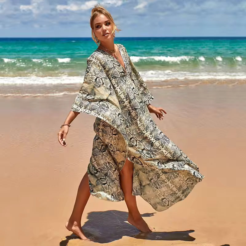 Ruth - Romantic Floral Dress with Chic Patterns
