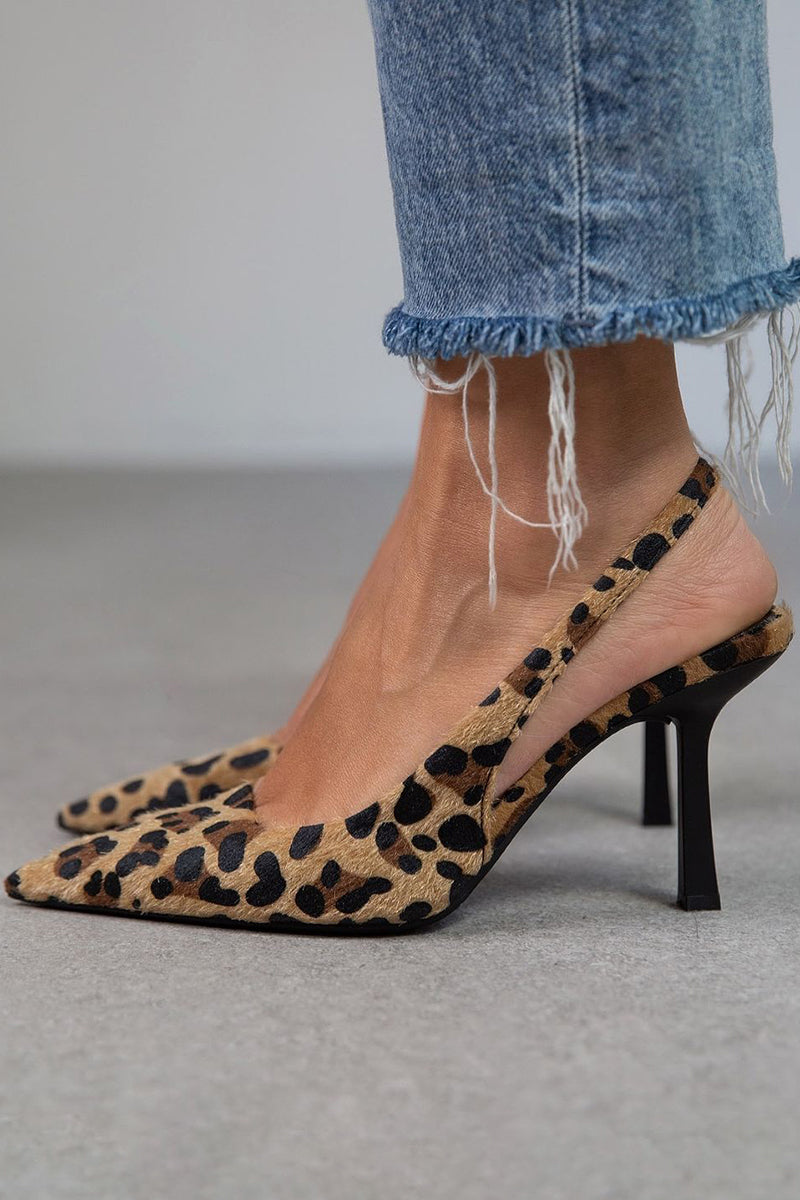 Laro Leopard Pumps