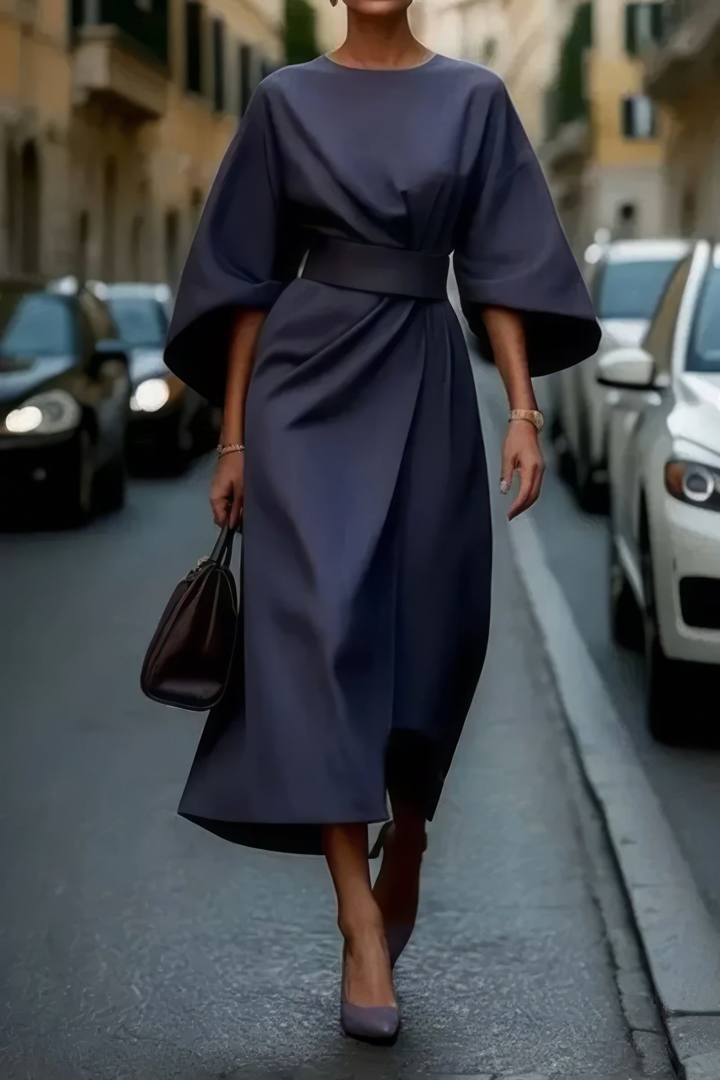 Margaret - Elegant Dress With Lantern Sleeves and Belt
