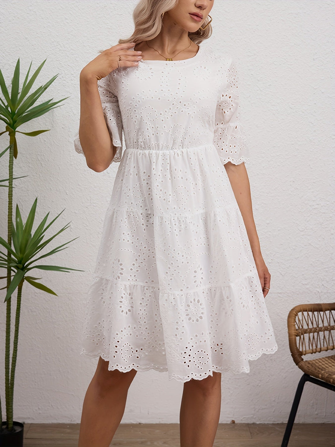 Rhoswen | Elegant Embroidered Midi Dress