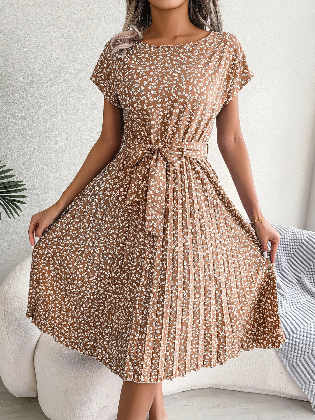 DAISYLUXE PLEATED DRESS