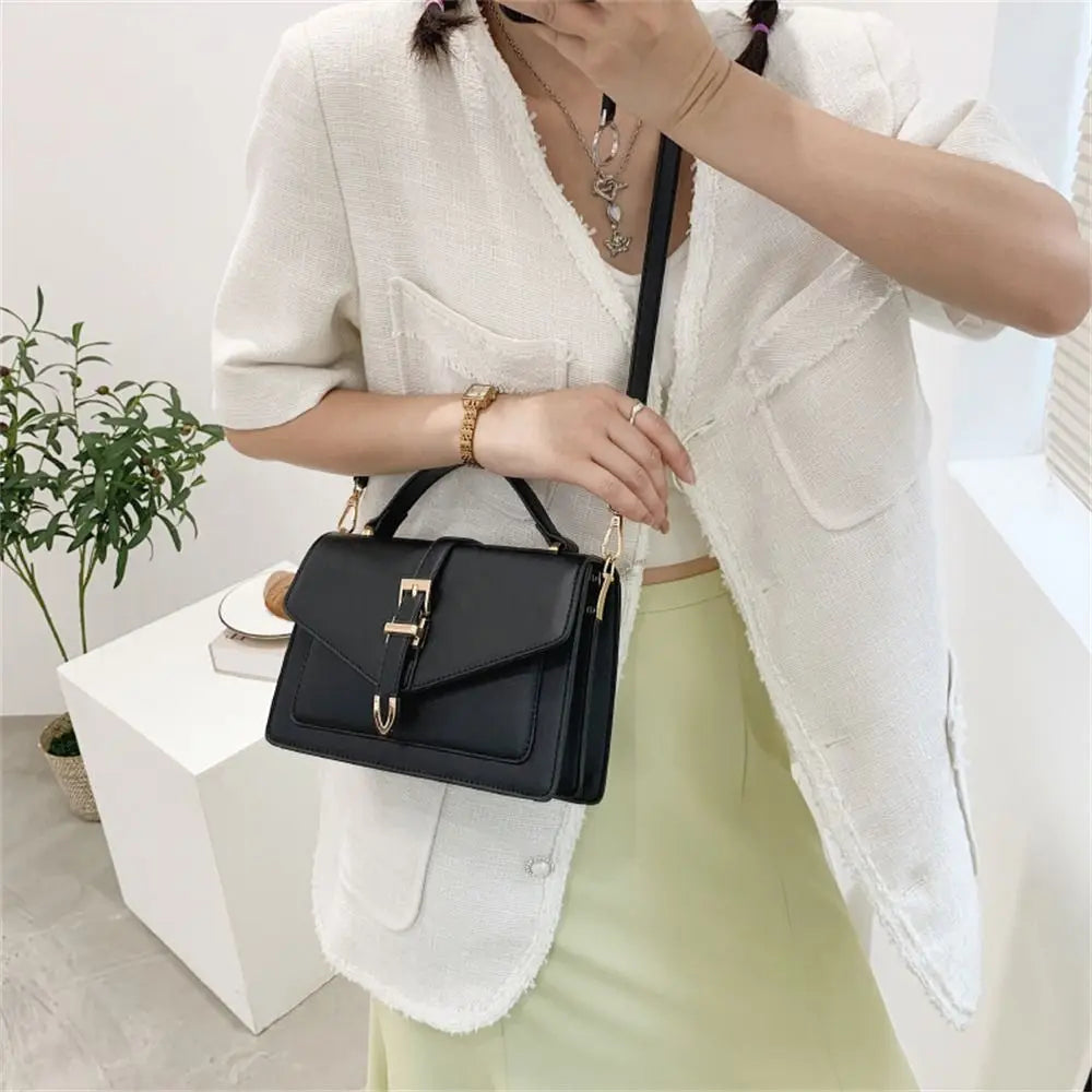 Zoe™ - Classic Shoulder Bag With Handmade Details